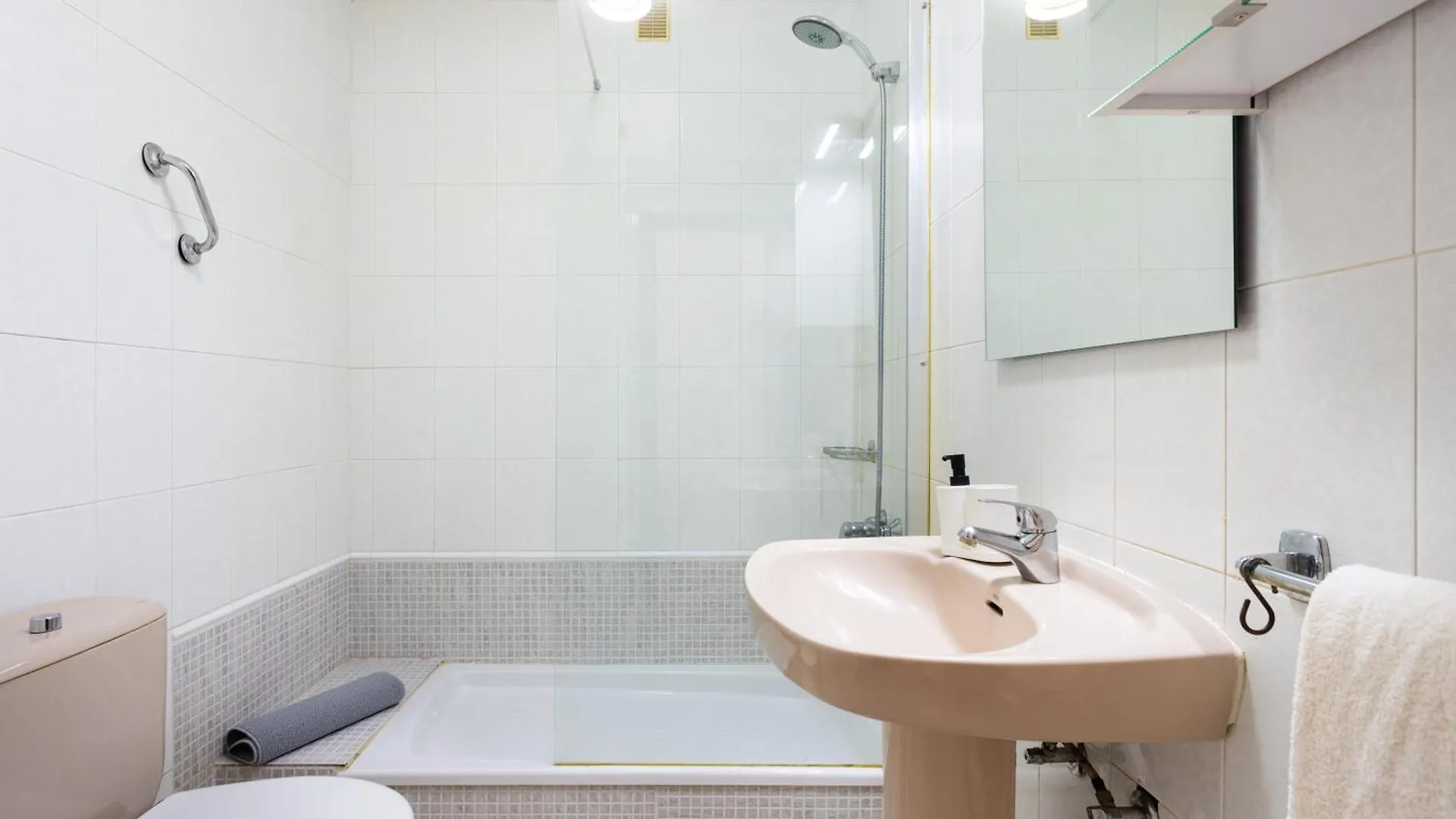 Esperanza Playa Surf House Apartment El Medano   El Medano (Tenerife)