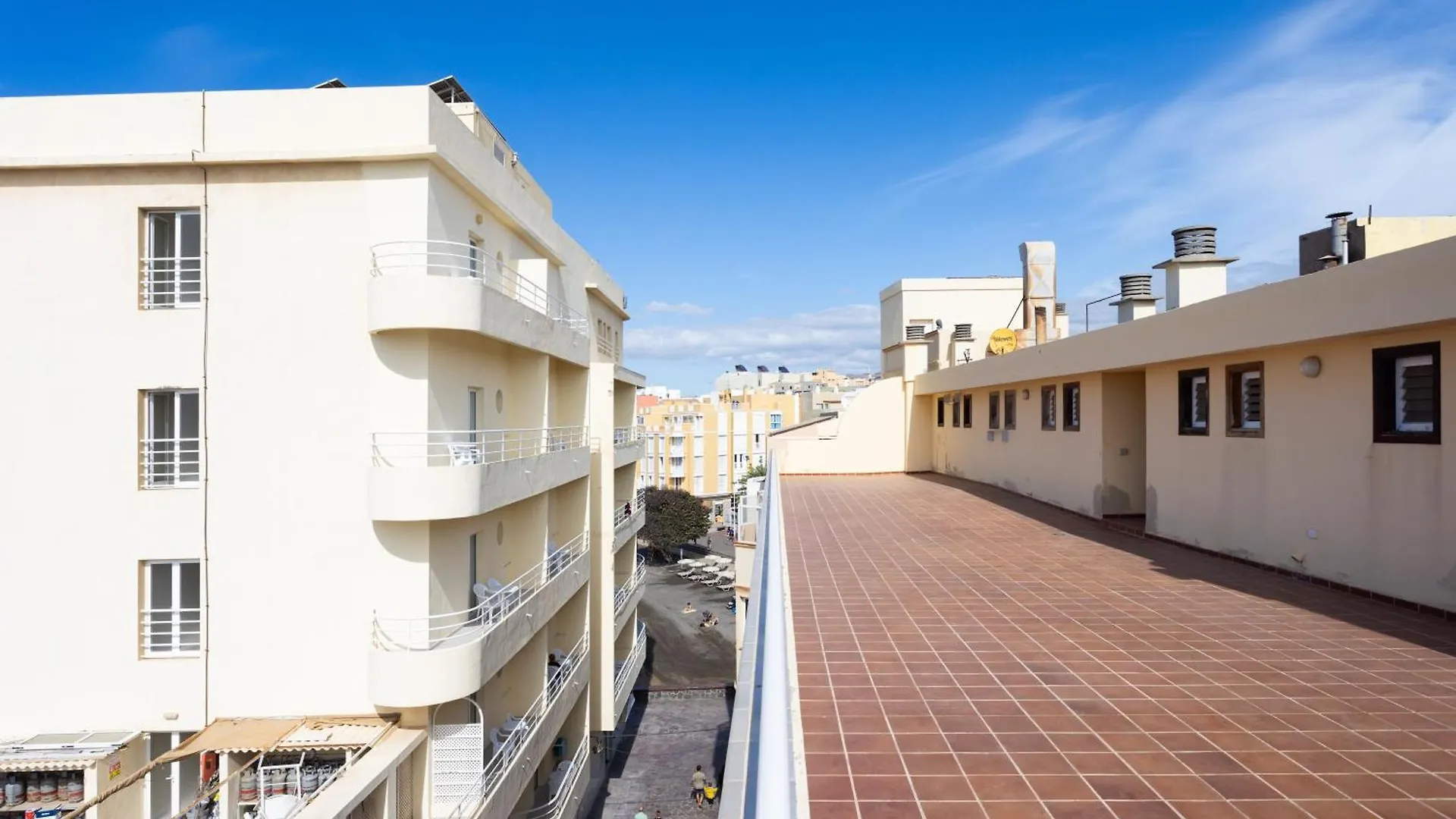 Esperanza Playa Surf House Apartment El Medano  Spain